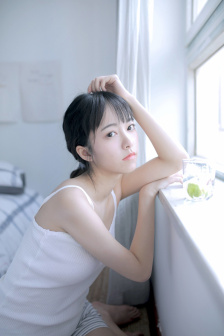 能看见乳头的内衣